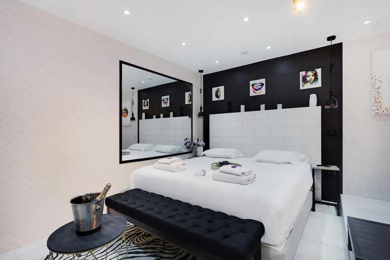 Cmg Residence Montmartre Paris 0*,