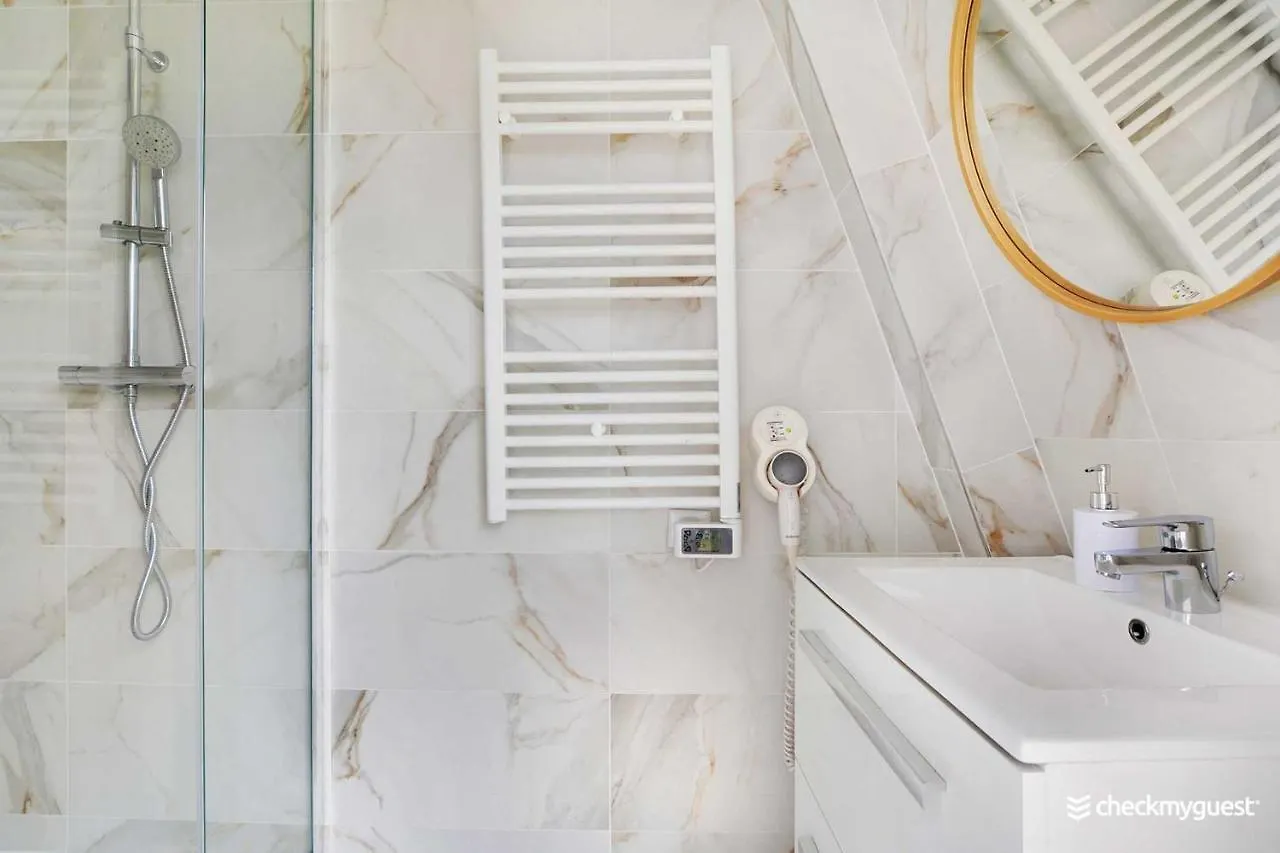 Apartment Cmg Residence Montmartre Paris